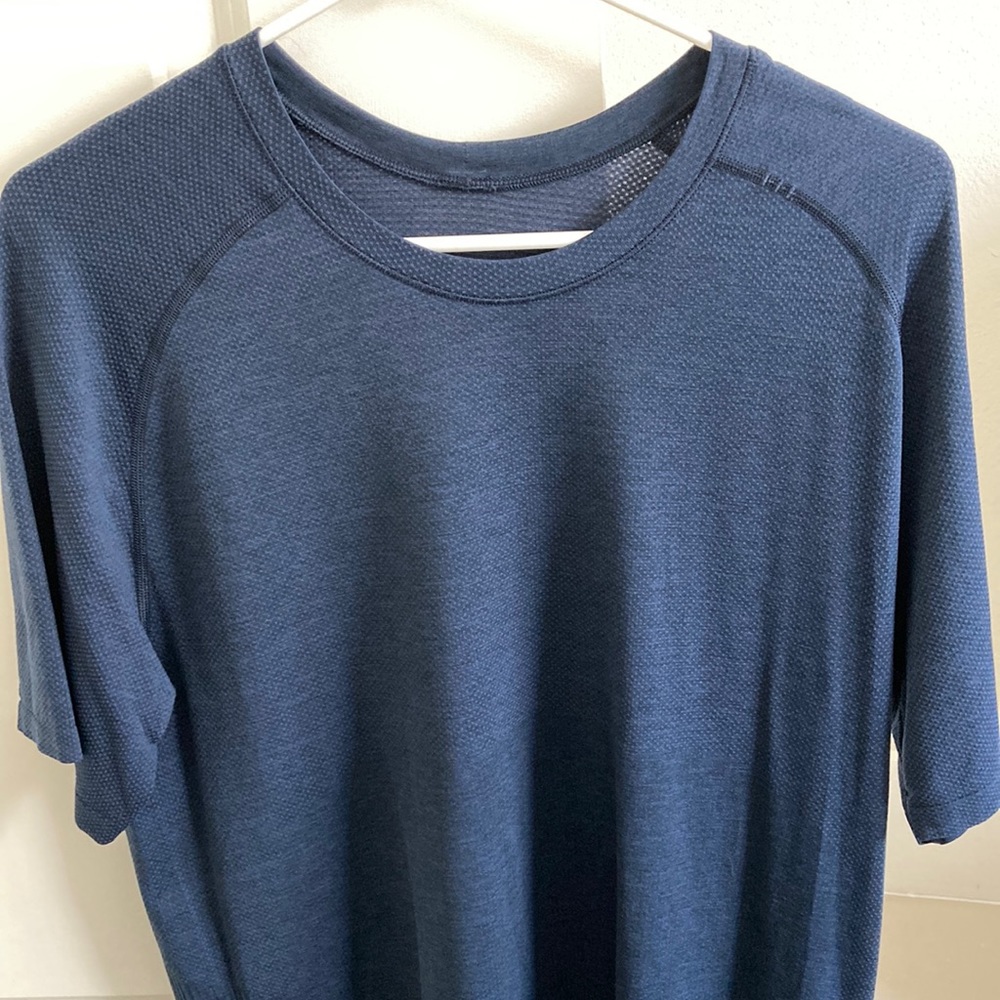 Lululemon Metal Vent Tech 2.0 T-Shirt Men’s Large